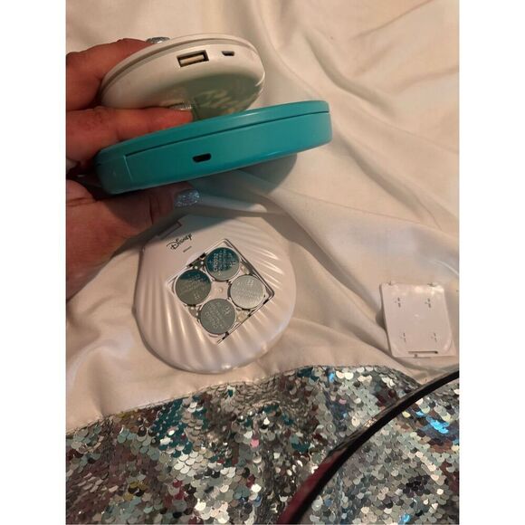 3x impressions handled/compack/purse Touchpad lighted mirrors Ariel jasminr - Picture 2 of 6